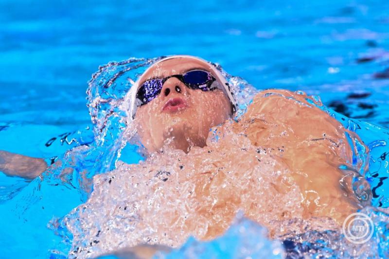 Kós Hubert a férfi 200 méteres hátúszás döntőjében a szingapúri vizes világbajnokságon a World Aquatics Arénában 2025. augusztus 1-jén. Kós Hubert Európa-csúccsal aranyérmet nyert. MTI/Illyés Tibor